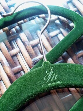 Joy Mangano Huggable Hangers 2pk Four-Bar Velvet Green